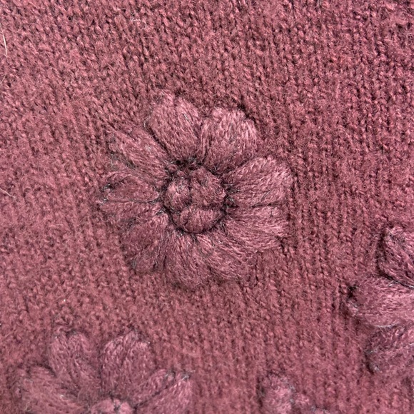 CeCe Burgundy Cowl Neck Floral Appliqué Knit Sweater with Bell Sleeves Size L - Picture 3 of 7